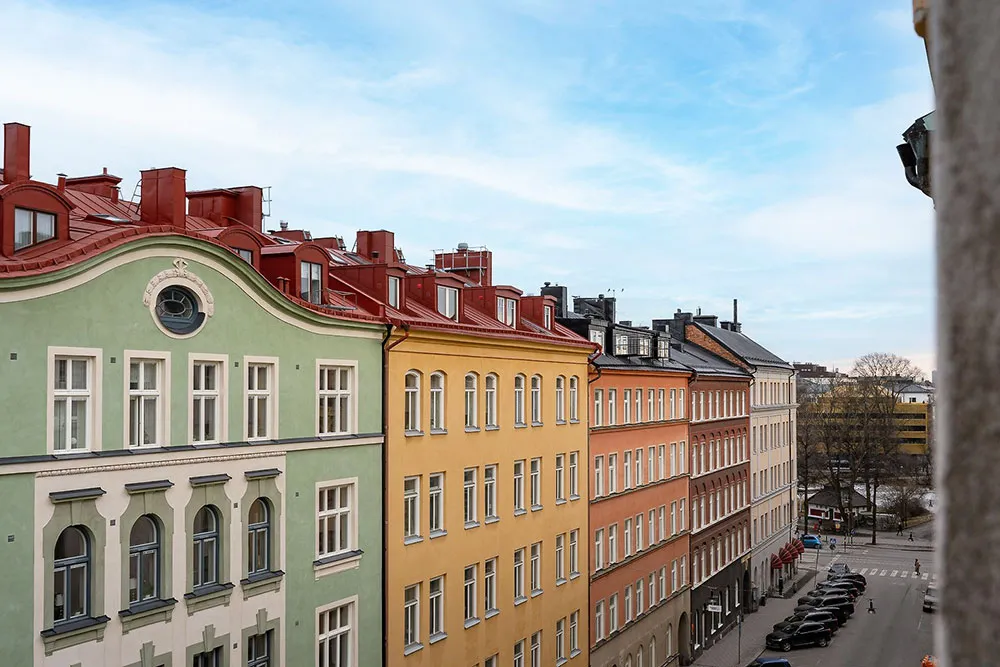 Уютный белый интерьер с лёгкими тёмными акцентами (57 кв. м) - Gallery image 2