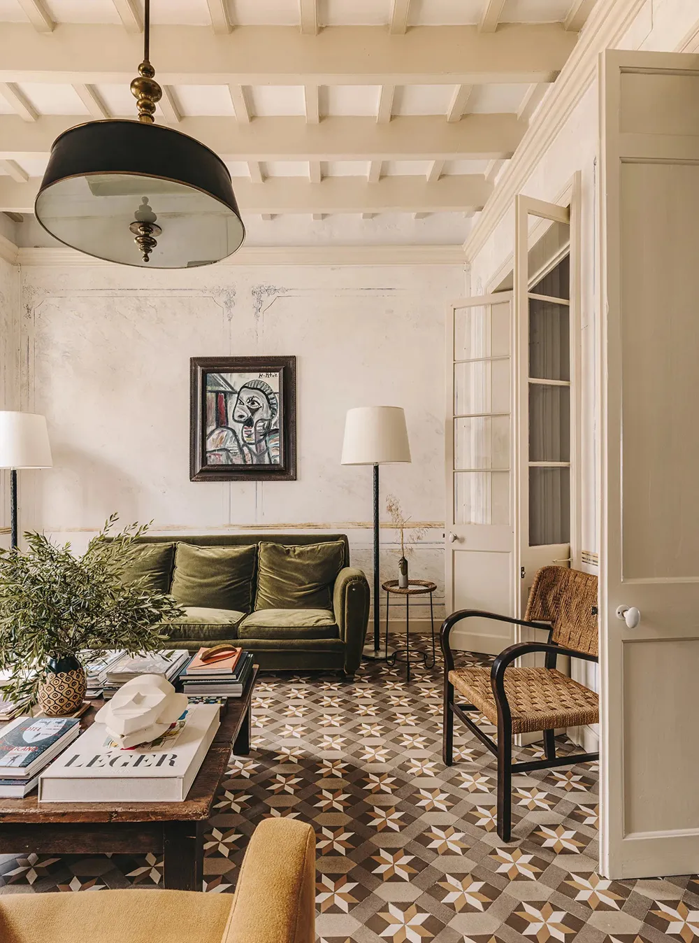 Eleganter Interior eines historischen Hauses auf der Insel Menorca - Gallery image 2