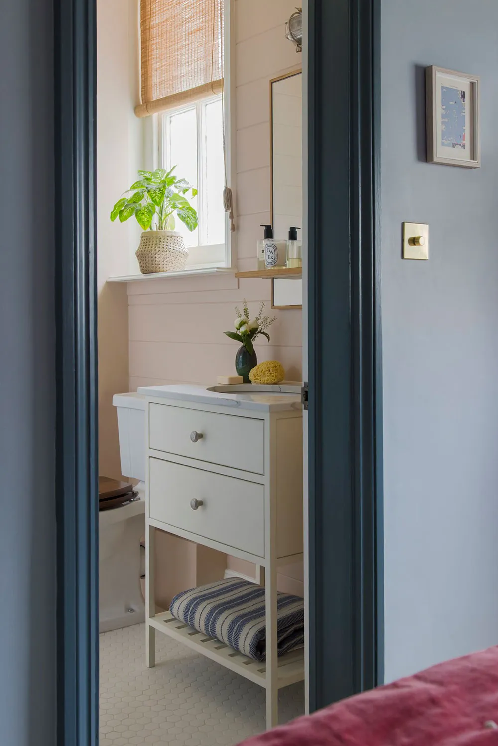 Hermoso interior inglés a color: apartamentos en un edificio histórico en Londres - Gallery image 19