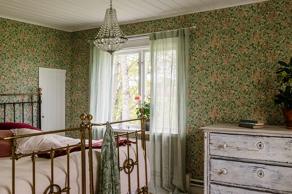 Светлая шведская дача в старой сельской школе недалеко от Стокгольма - Gallery image 25