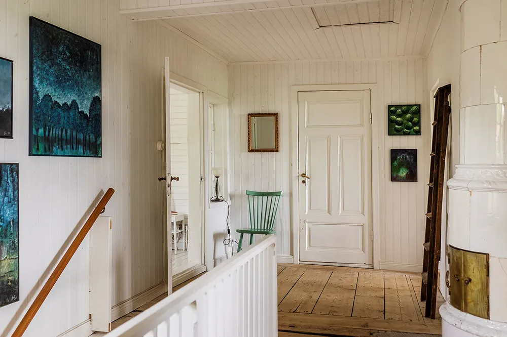 Светлая шведская дача в старой сельской школе недалеко от Стокгольма - Gallery image 23