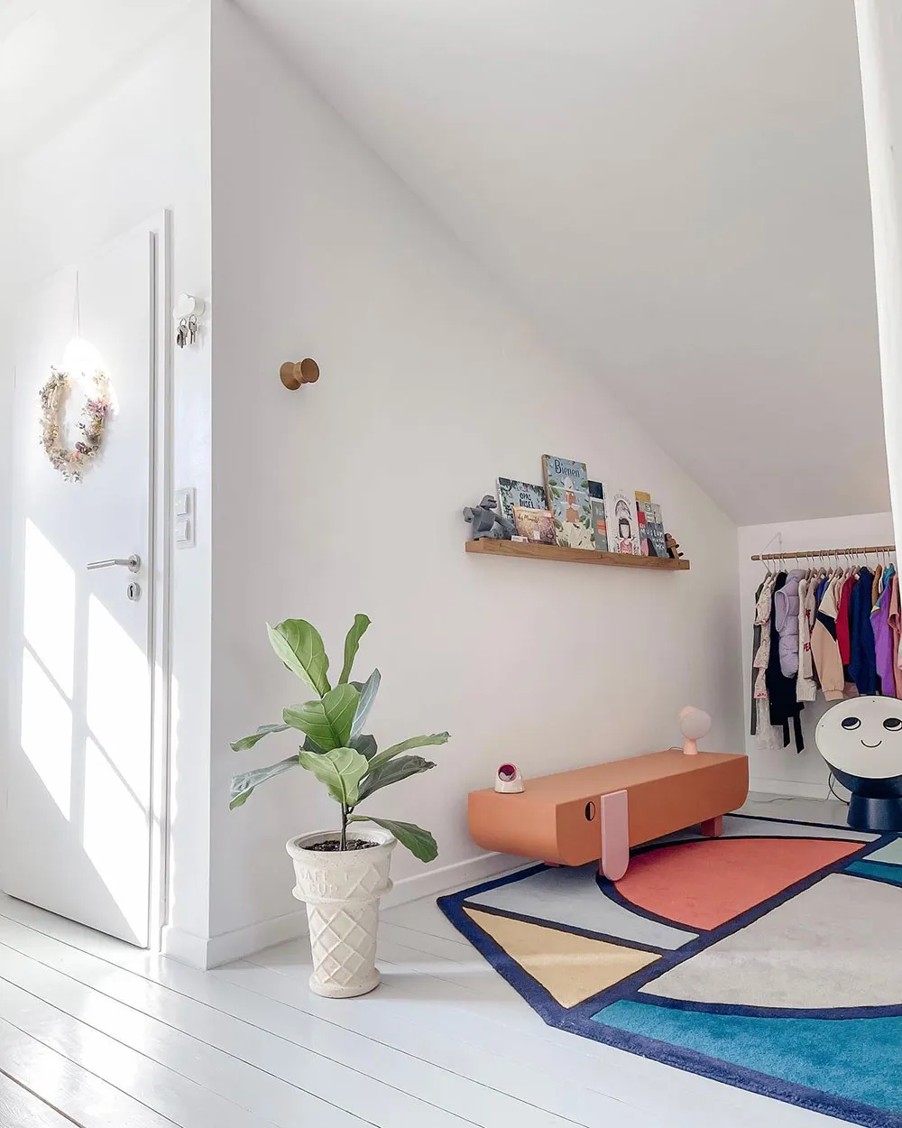 Weiße Schatzkiste mit Schätzen - Gallery image 23