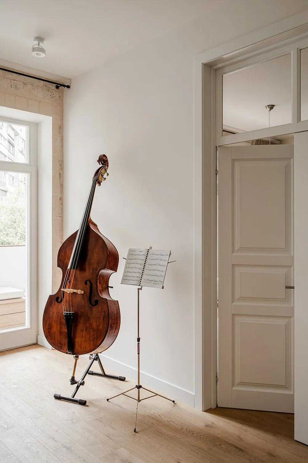 Industrielle Motive im Design einer gemütlichen modernen Wohnung in Kiew - Gallery image 18