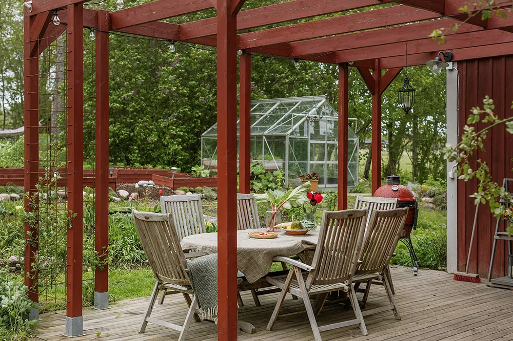 Светлая шведская дача в старой сельской школе недалеко от Стокгольма - Gallery image 4