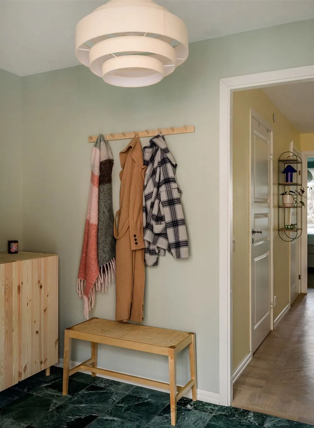 Pastelowa kwatera w Szwecji z nietypowym układem pomieszczeń - Gallery image 13