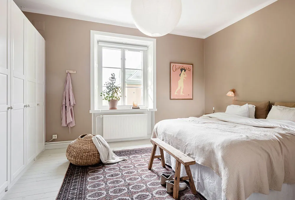 Luminosa y elegante apartamento de mansardas con ventanales de lujo en Suecia - Gallery image 22