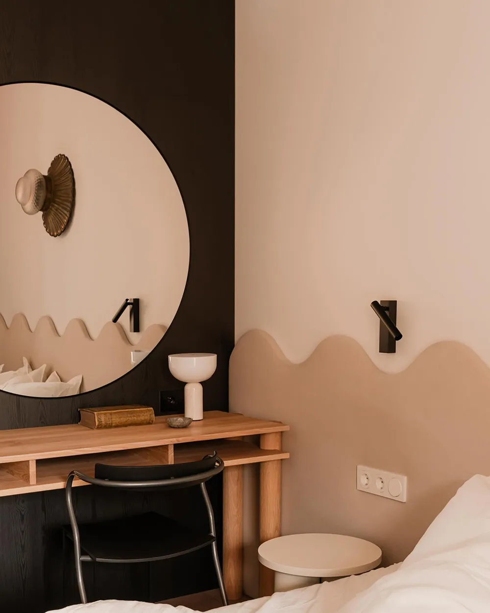 Interior industrial de moda para una familia en Poznan - Gallery image 13