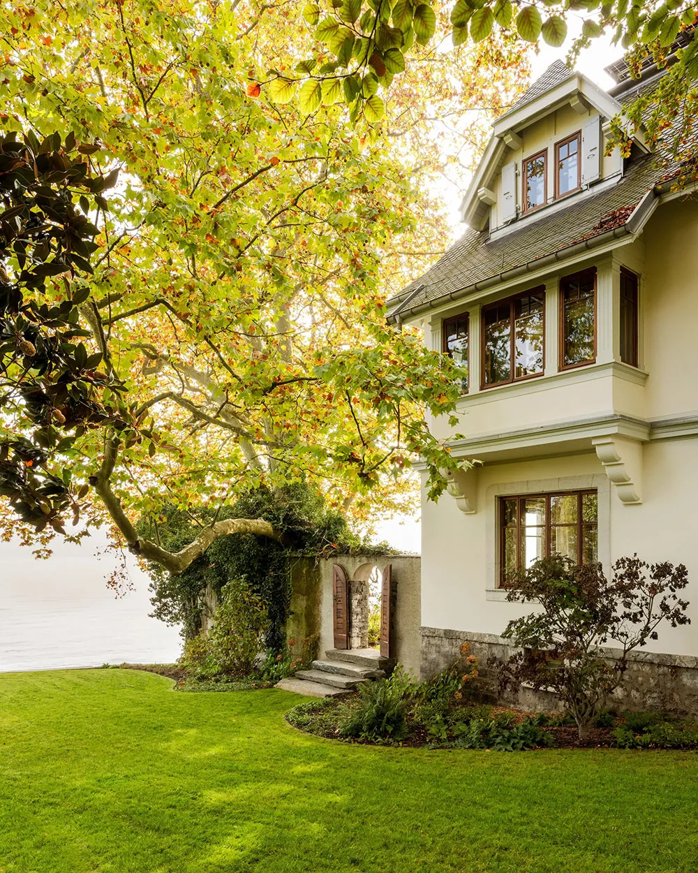 Magnifique villa du XIXe siècle sur les rives du lac Léman - Gallery image 1