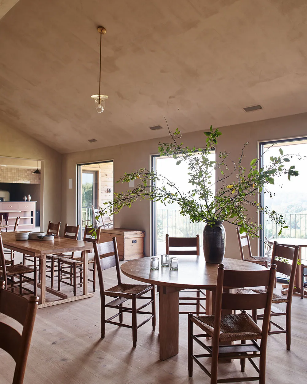 Amazing home with timeless warm interiors in New York state - Gallery image 10