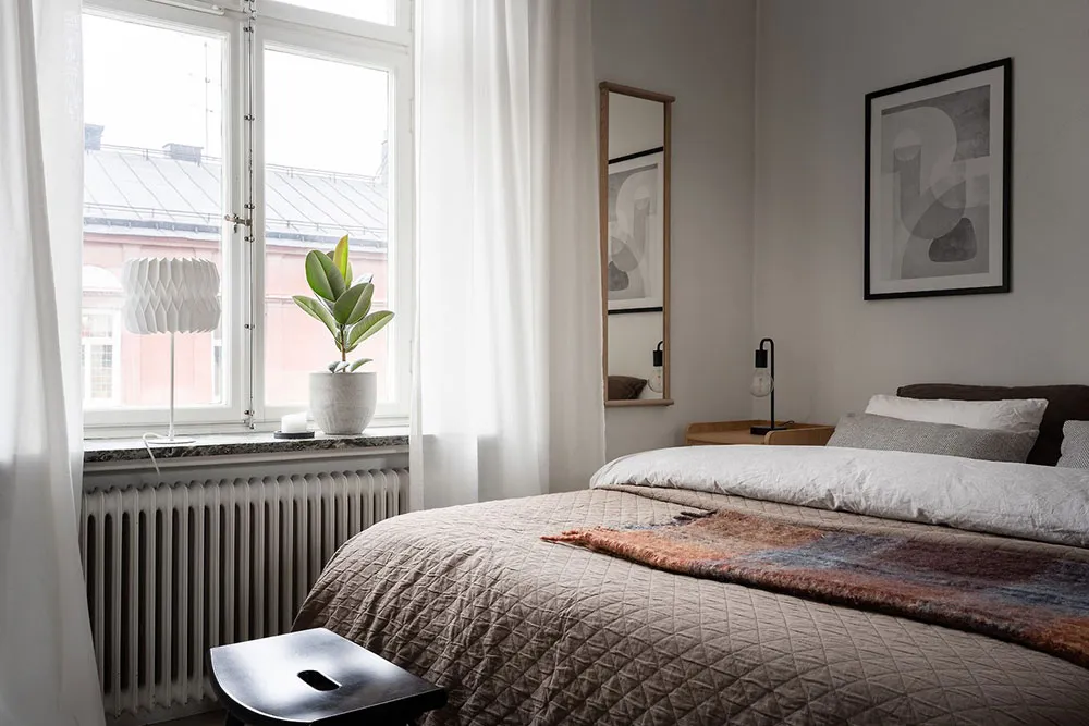 Уютный белый интерьер с лёгкими тёмными акцентами (57 кв. м) - Gallery image 11