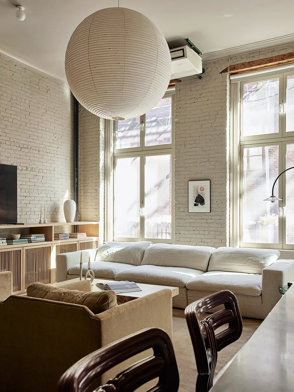 Cozy Update of a Stylish Loft in New York - Gallery image 4