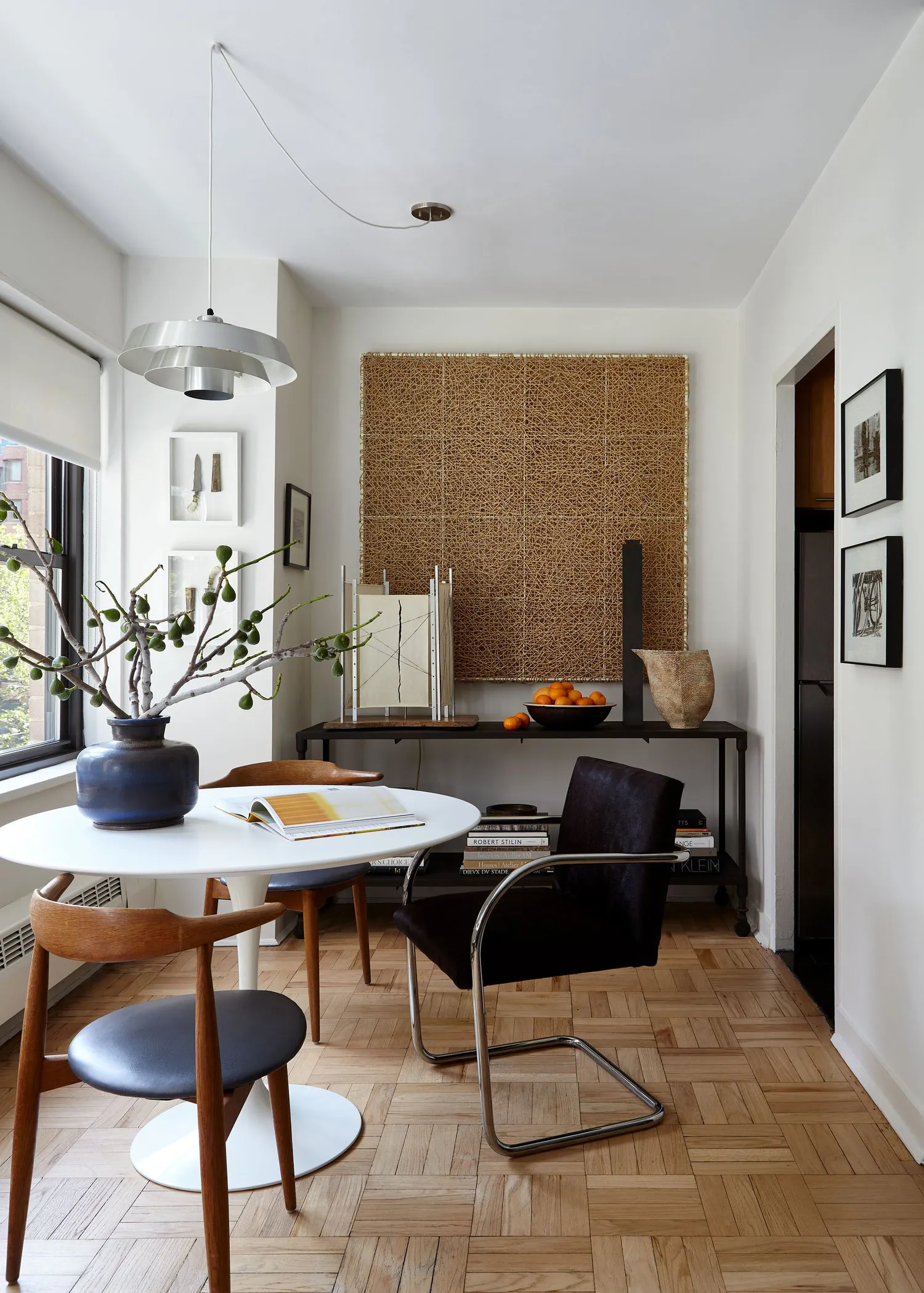 Estilo moderno y minimalista para un hombre soltero en Nueva York - Gallery image 5