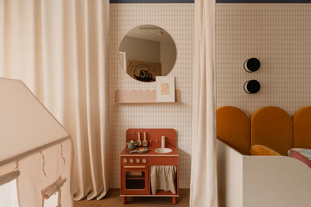 Interior industrial de moda para una familia en Poznan - Gallery image 19