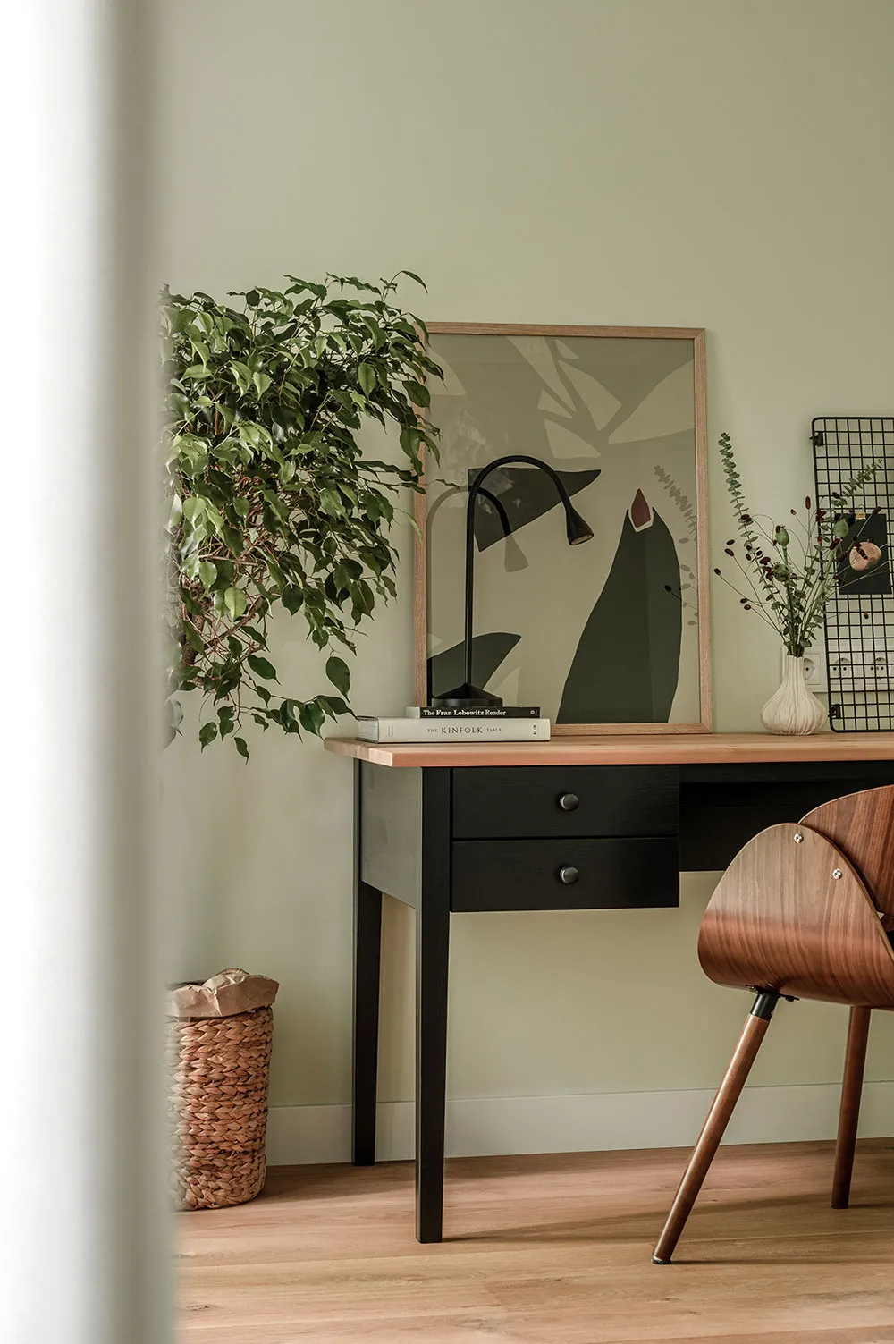 Industrielle Motive im Design einer gemütlichen modernen Wohnung in Kiew - Gallery image 26