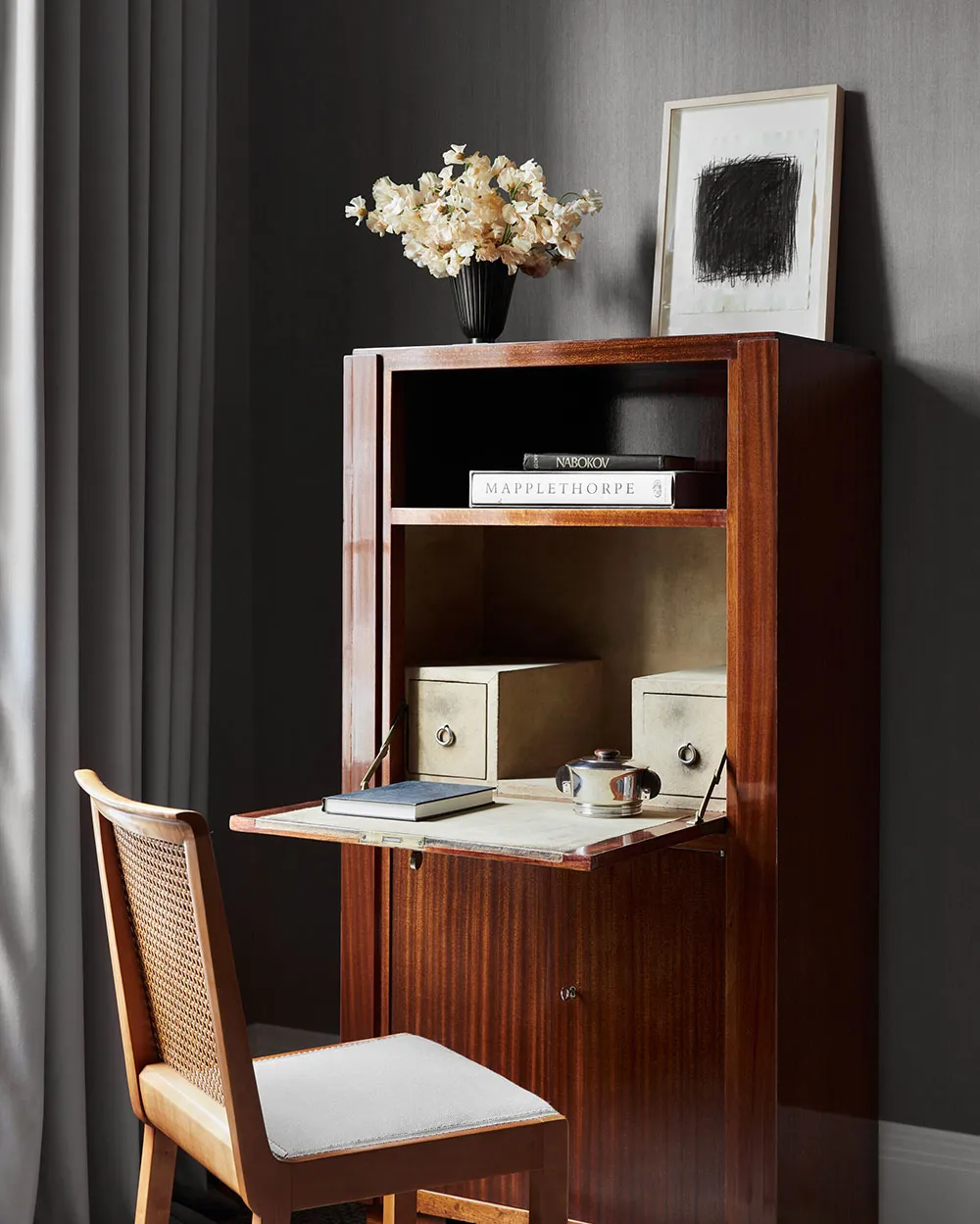 Строгий и элегантный интерьер для врача в Нью-Джерси - Gallery image 3