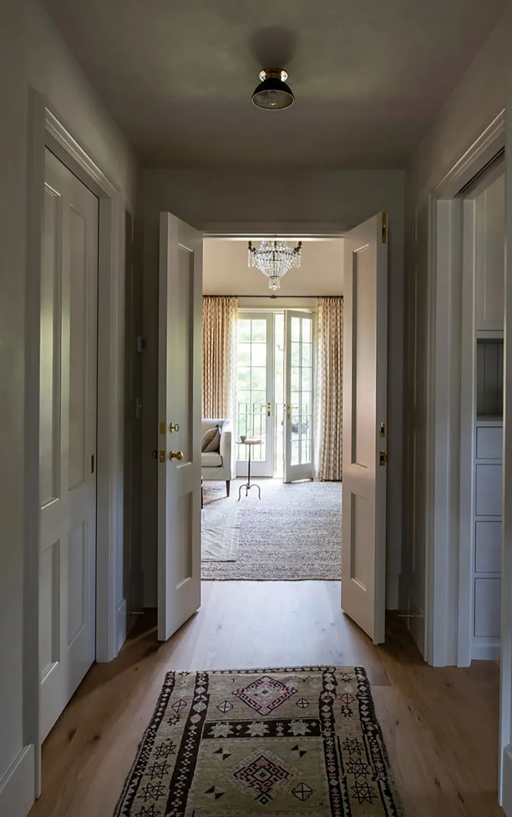 Als wäre es 100 Jahre alt: Schönes und gemütliches neues Haus in den USA - Gallery image 17