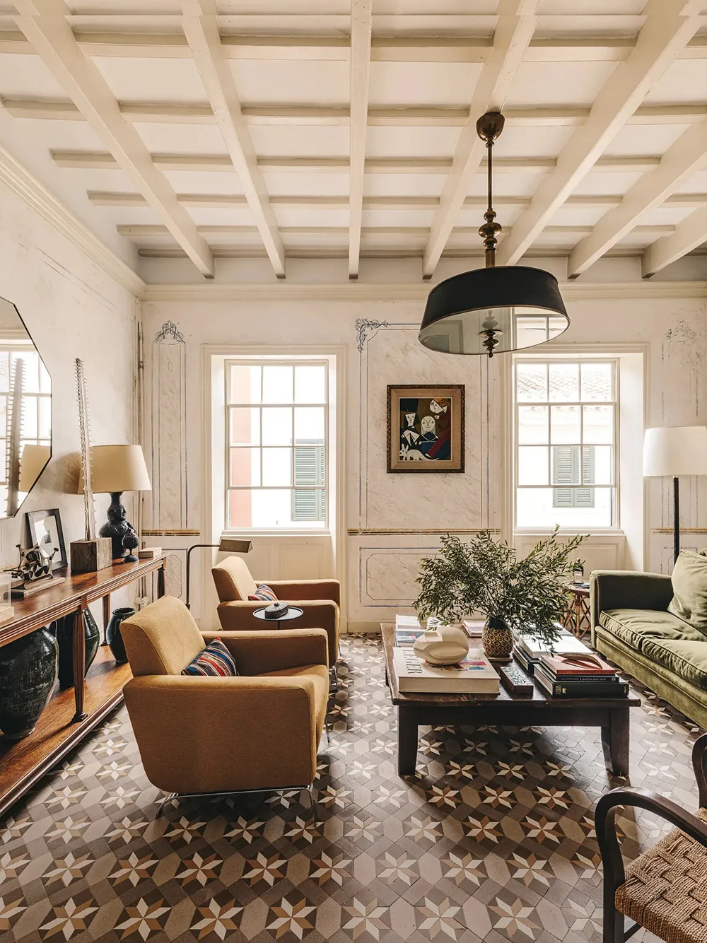 Eleganter Interior eines historischen Hauses auf der Insel Menorca - Gallery image 1
