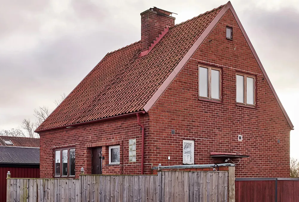 गुलाबी, हरा रंग एवं बाजार जैसा सजावटी वातावरण: स्वीडन में एक कॉटेज - Gallery image 12