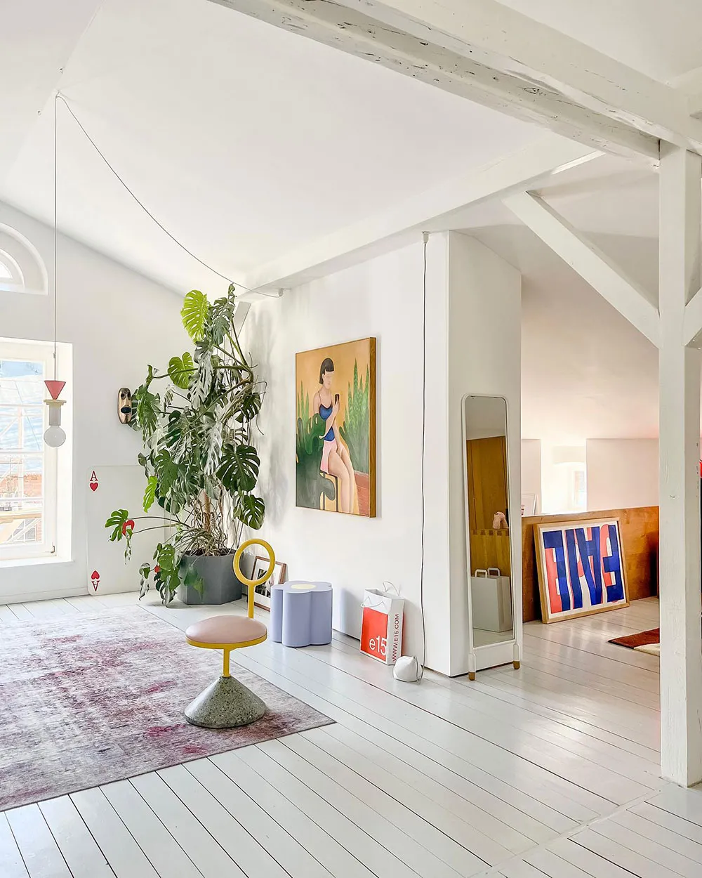 Weiße Schatzkiste mit Schätzen - Gallery image 7