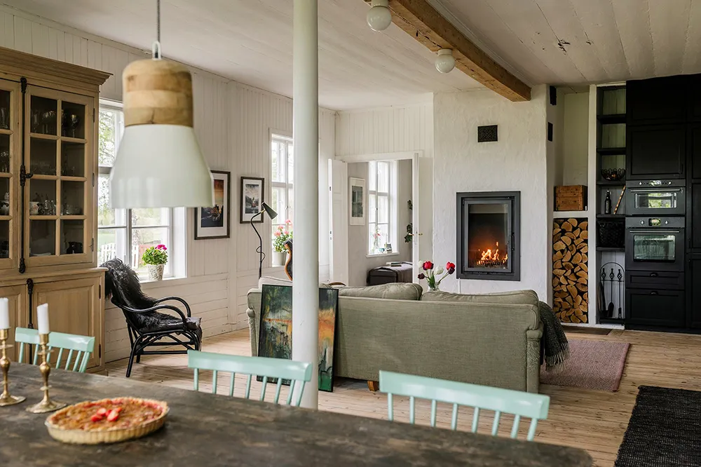 Светлая шведская дача в старой сельской школе недалеко от Стокгольма - Gallery image 16