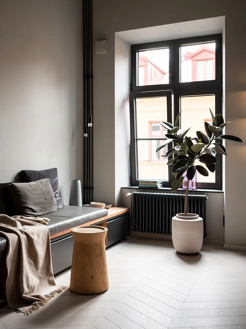 Diseño moderno y elegante de un apartamento de dos plantas en Estocolmo - Gallery image 15