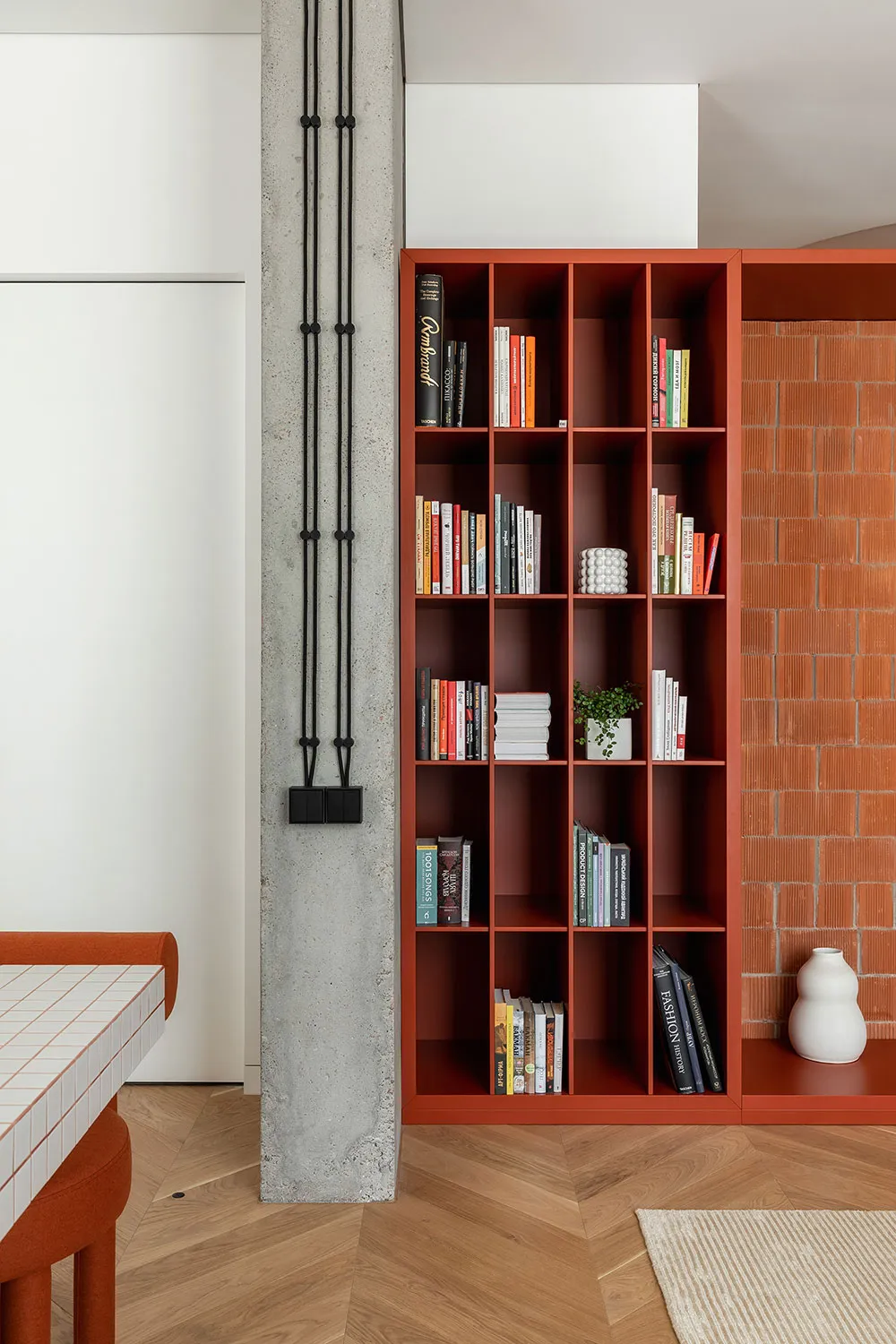 Concrete, Wood and Colorful Accents: Stylish Apartment in Kyiv - Gallery image 8