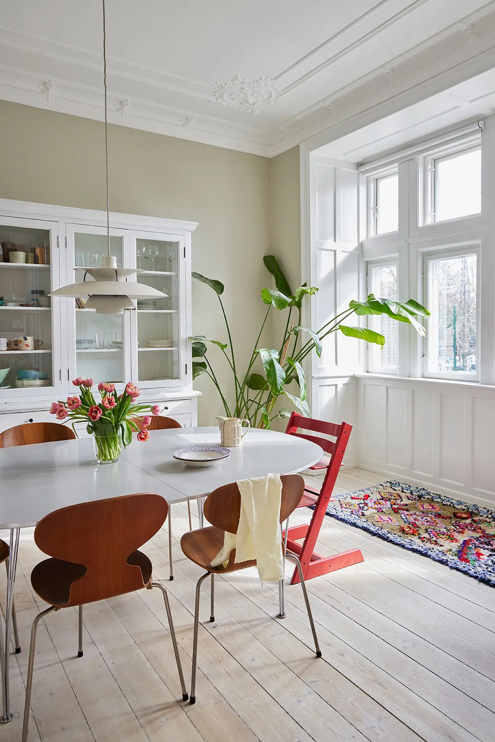 Яркие краски и бу мебель: уютная квартира в Копенгагене - Gallery image 3