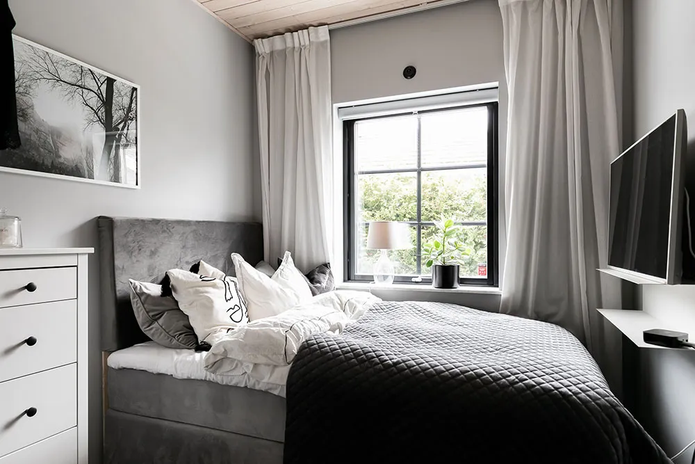 Cottage noir avec intérieur industriel - Gallery image 14