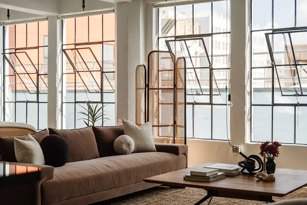 Leben im Freien: Lichter Loft mit offenen Innenausstattung in Los Angeles - Gallery image 5