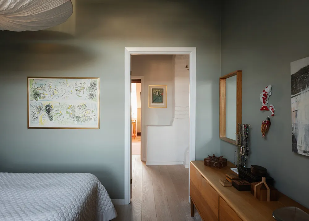 Живая мансарда с ретро-настроением в Стокгольме - Gallery image 23