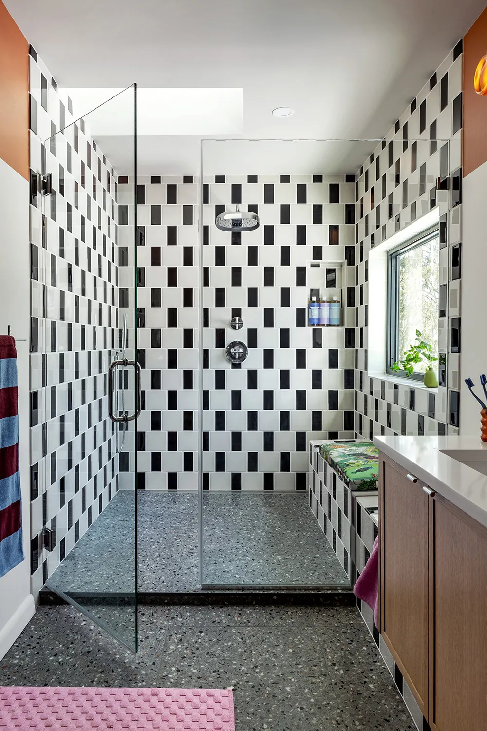 Buntes Design von der Studio Surrounded by Color - Gallery image 20