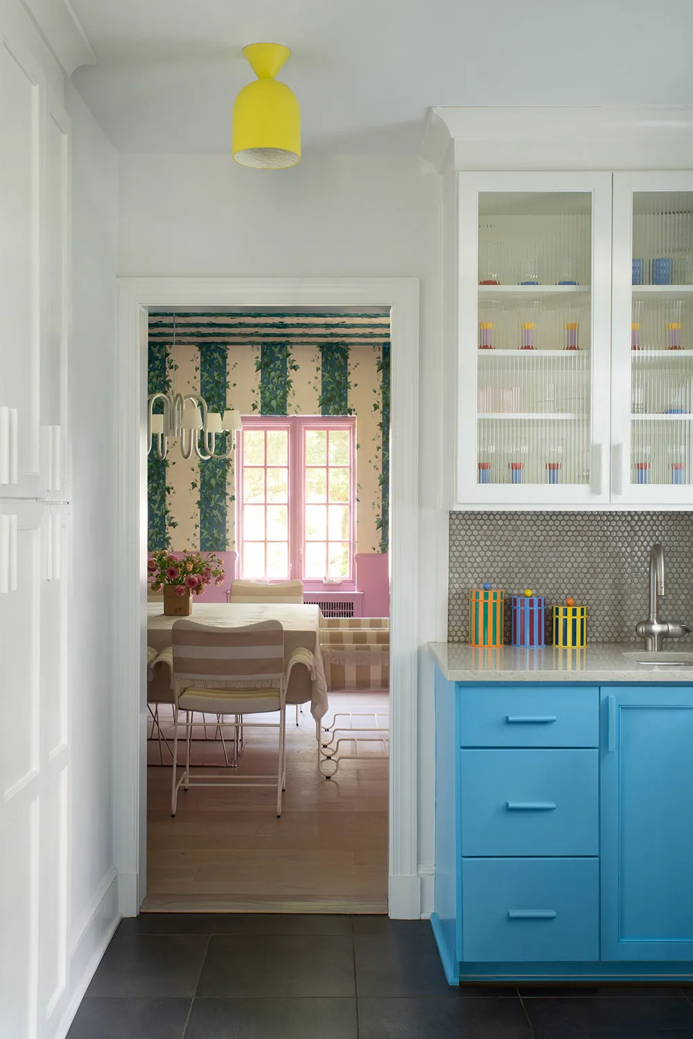 Buntes Design von der Studio Surrounded by Color - Gallery image 13