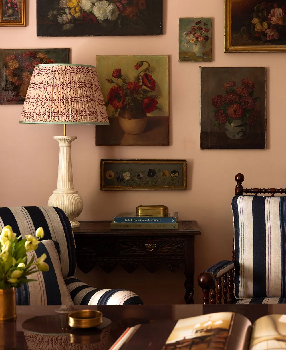 Beautiful Floral Prints and Green Tones in American Home Design - Gallery image 21