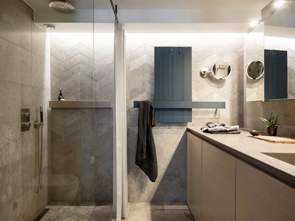 Diseño moderno y elegante de un apartamento de dos plantas en Estocolmo - Gallery image 21