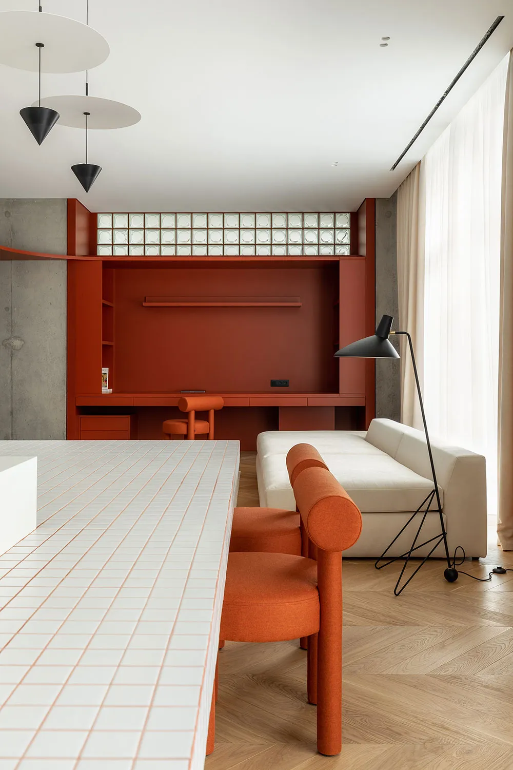 Concrete, Wood and Colorful Accents: Stylish Apartment in Kyiv - Gallery image 9