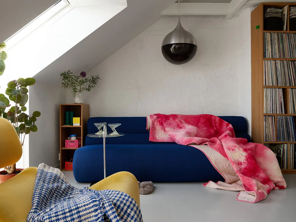 Уютная маленькая мансарда в Стокгольме с красочной мебелью (42 кв. м) - Gallery image 8
