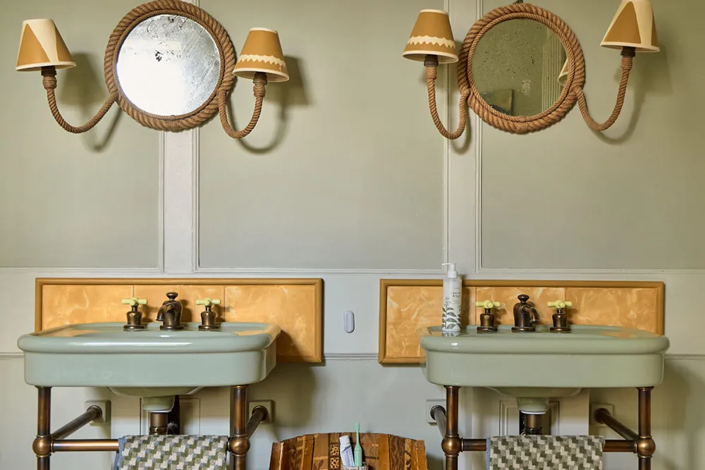 Царство принтів і орнаментів у дизайні яскравого георгіанського котеджу - Gallery image 23