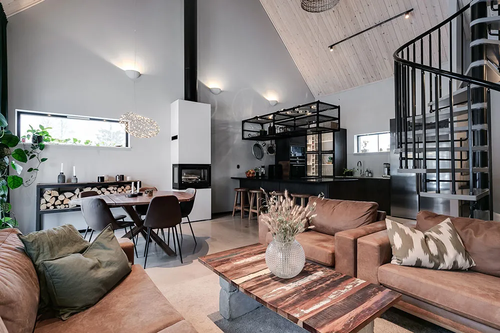 Cottage noir avec intérieur industriel - Gallery image 5