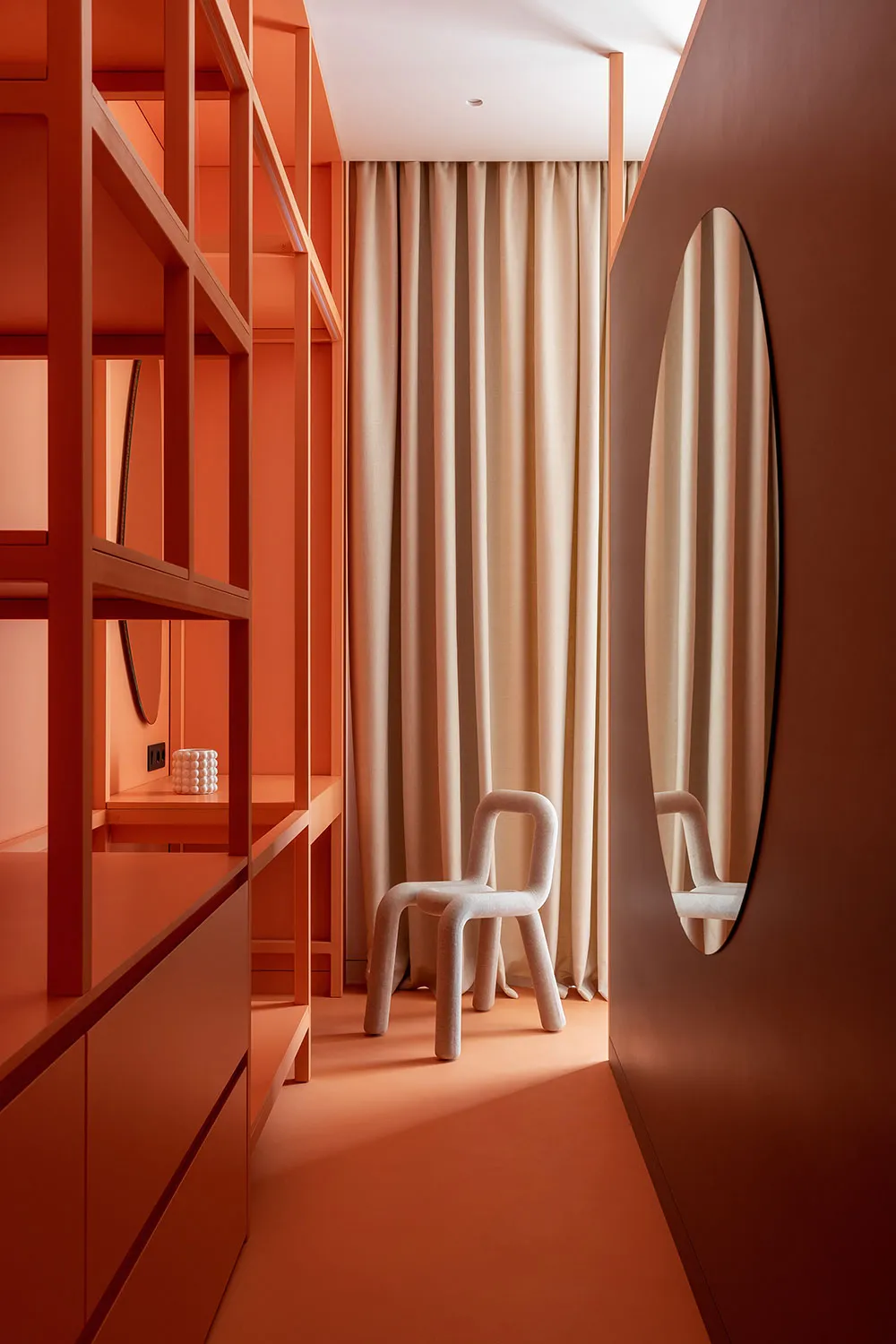 Concrete, Wood and Colorful Accents: Stylish Apartment in Kyiv - Gallery image 23