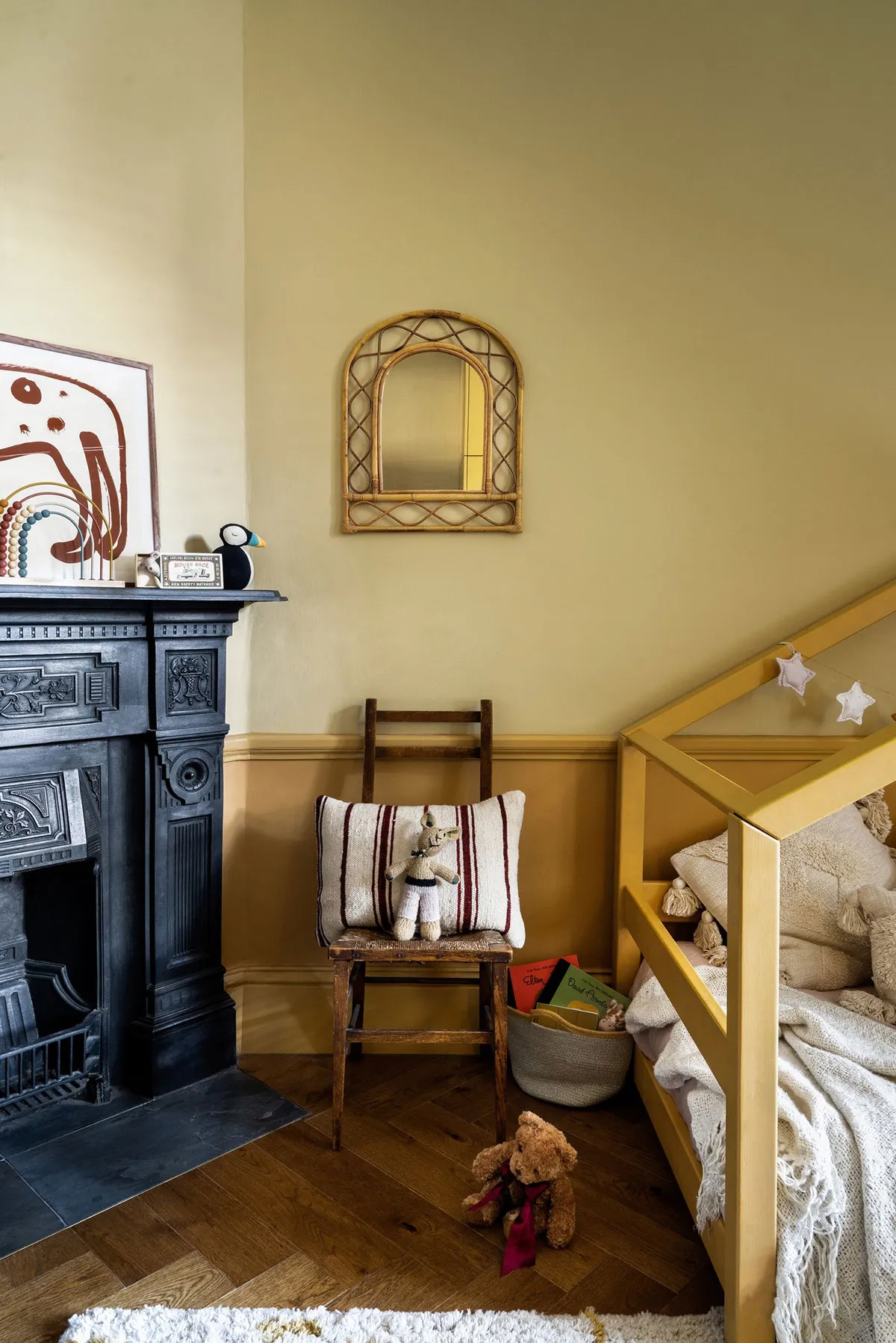 Стильные тёмные оттенки в дизайне квартиры в старом доме в Лондоне - Gallery image 8