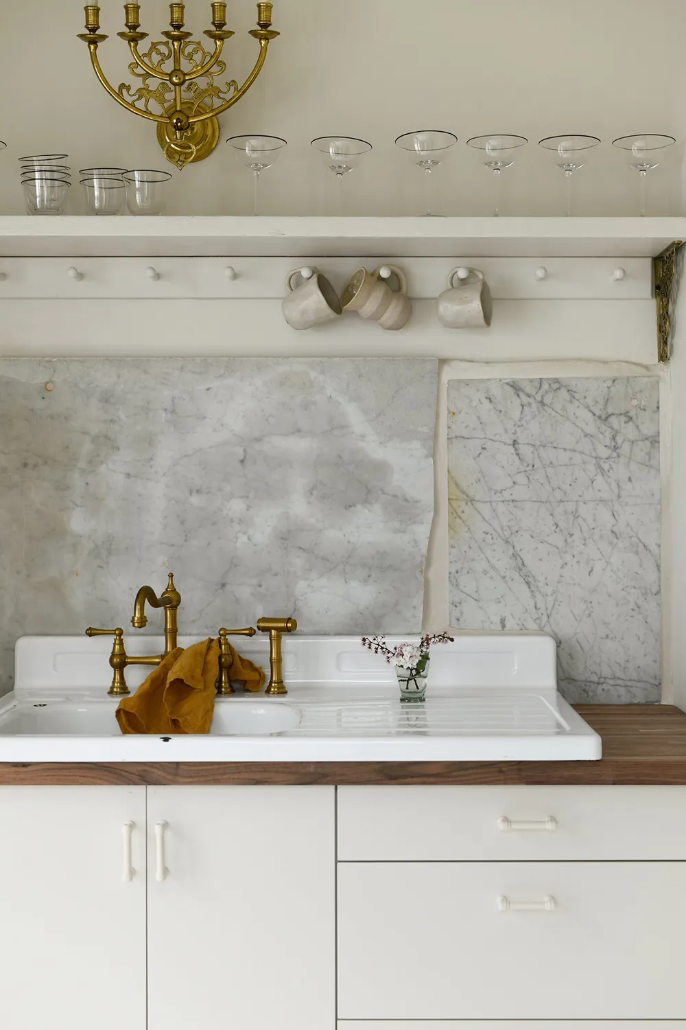 Beauty of Vintage Decor and White Tones in the Design of a Historic Priest's House in the USA - 35