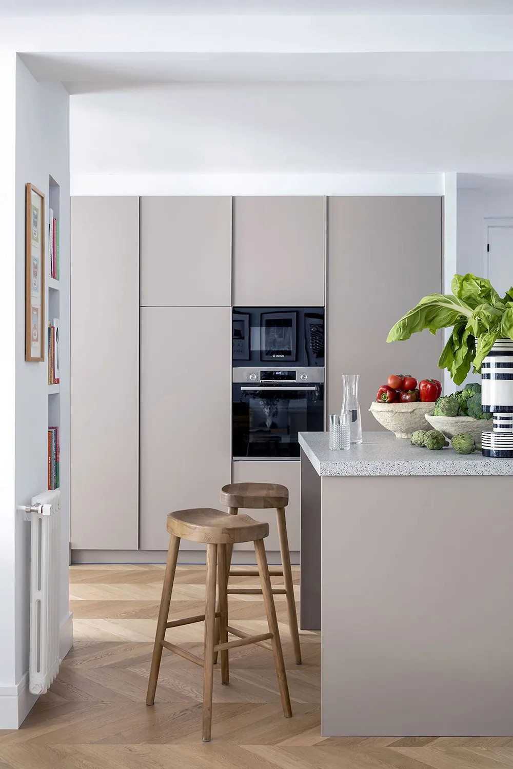 Interior brillante con notas frescas en Madrid - Gallery image 5