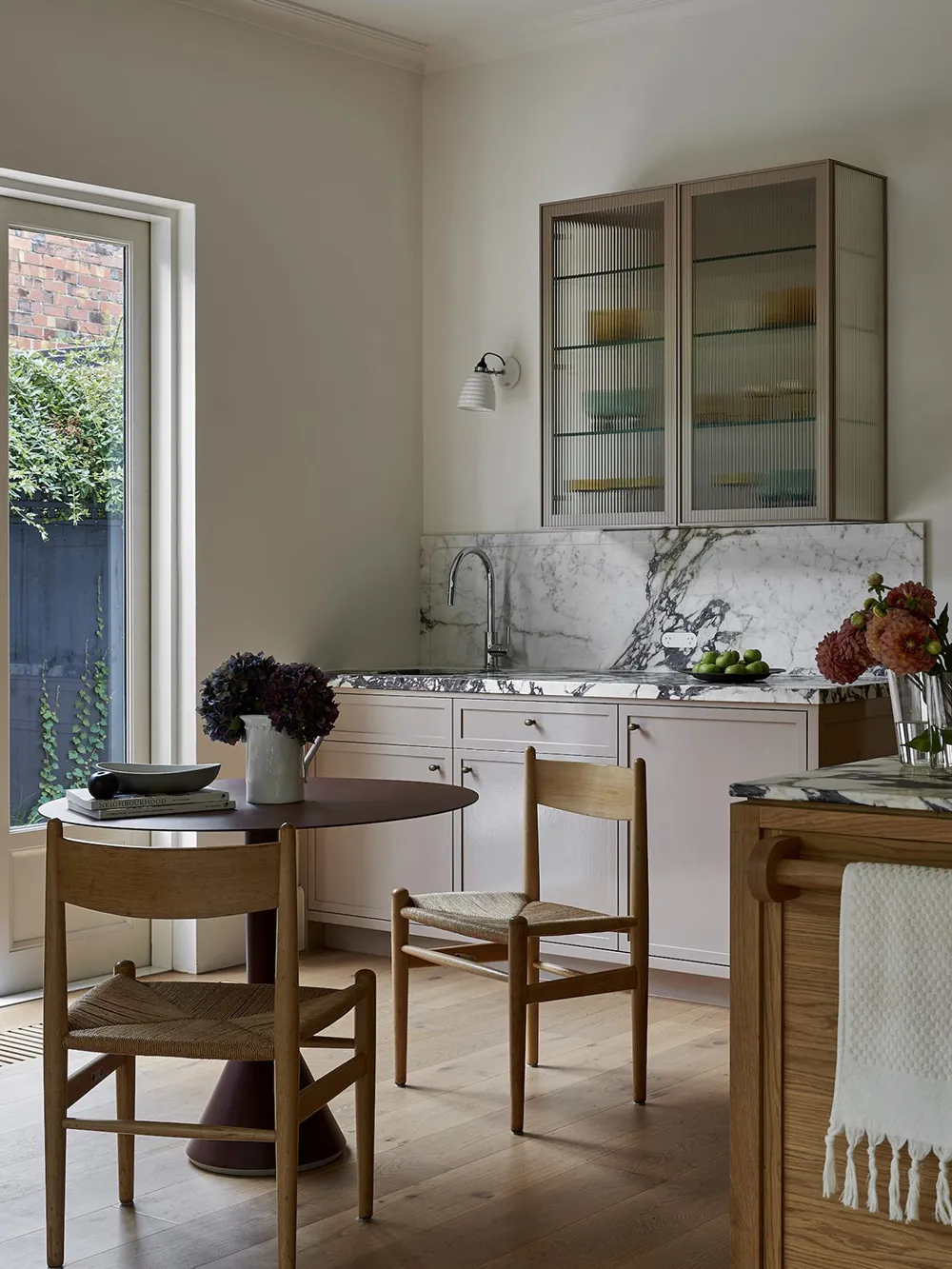 Mezcla viva de estilos y épocas en el diseño de casas en Melbourne - Gallery image 9