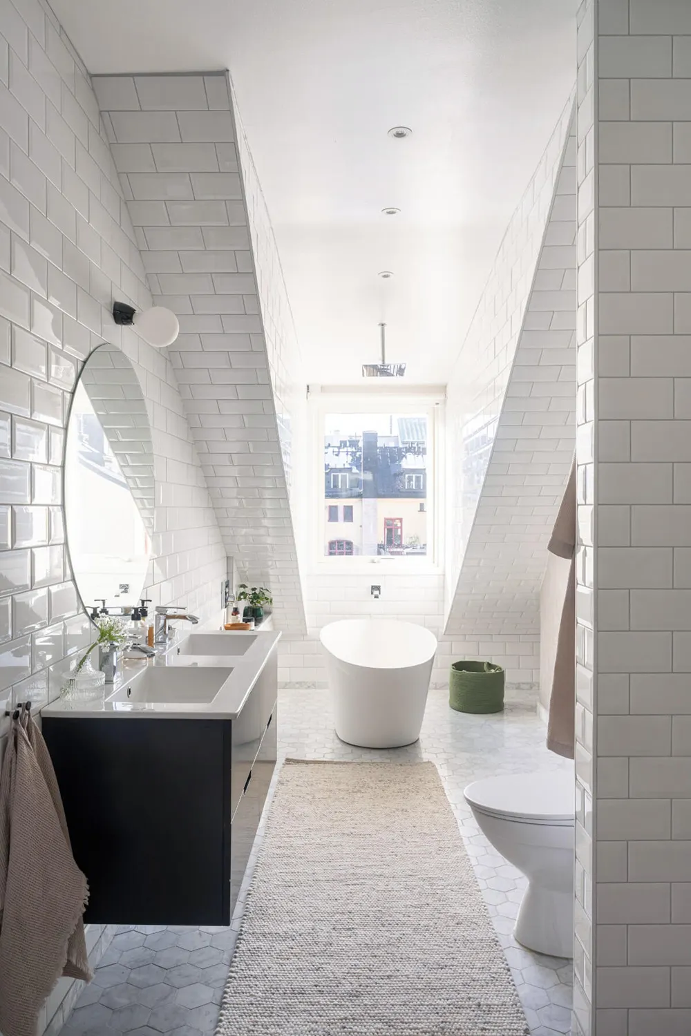 Luxury Interior of a Mansard Apartment in Stockholm - Gallery image 17