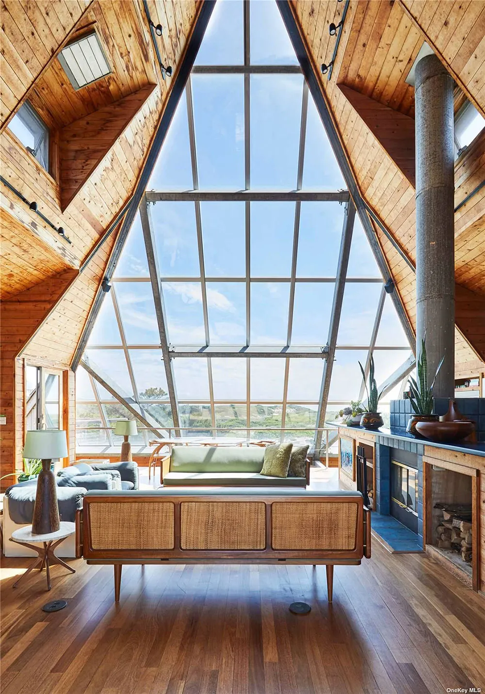 Уникальный дом в форме пирамиды на острове Файр-Айленд в штате Нью-Йорк - Gallery image 6