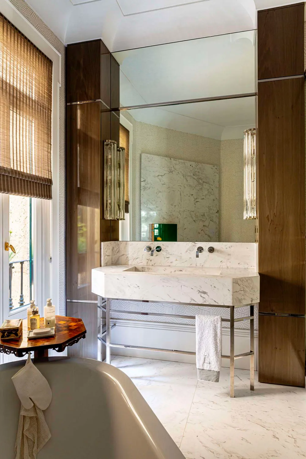 Mutiges Kunstwerk und reichhaltiger dekorativer Stil: Wohnung eines Designers in Madrid - Gallery image 9