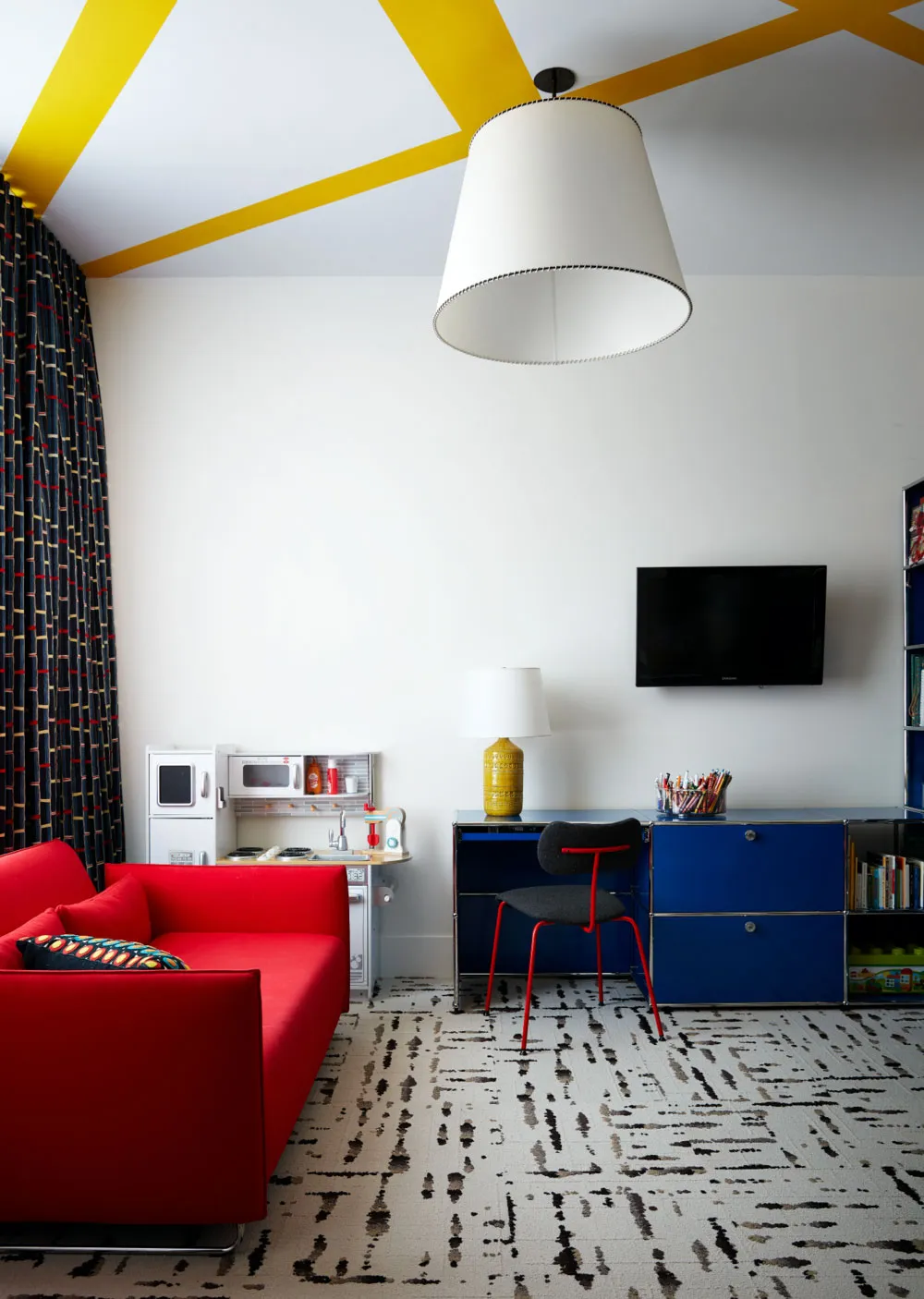 Earth and Water: Townhouse Interior in Unusual Color Palette in Brooklyn - Gallery image 12