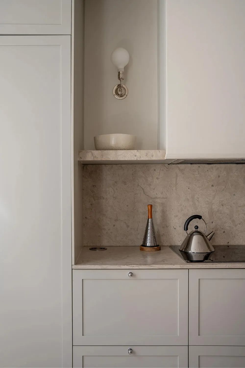 Natural Light and Soft Palette: The Quiet Beauty of Scandinavian Interior - Gallery image 12