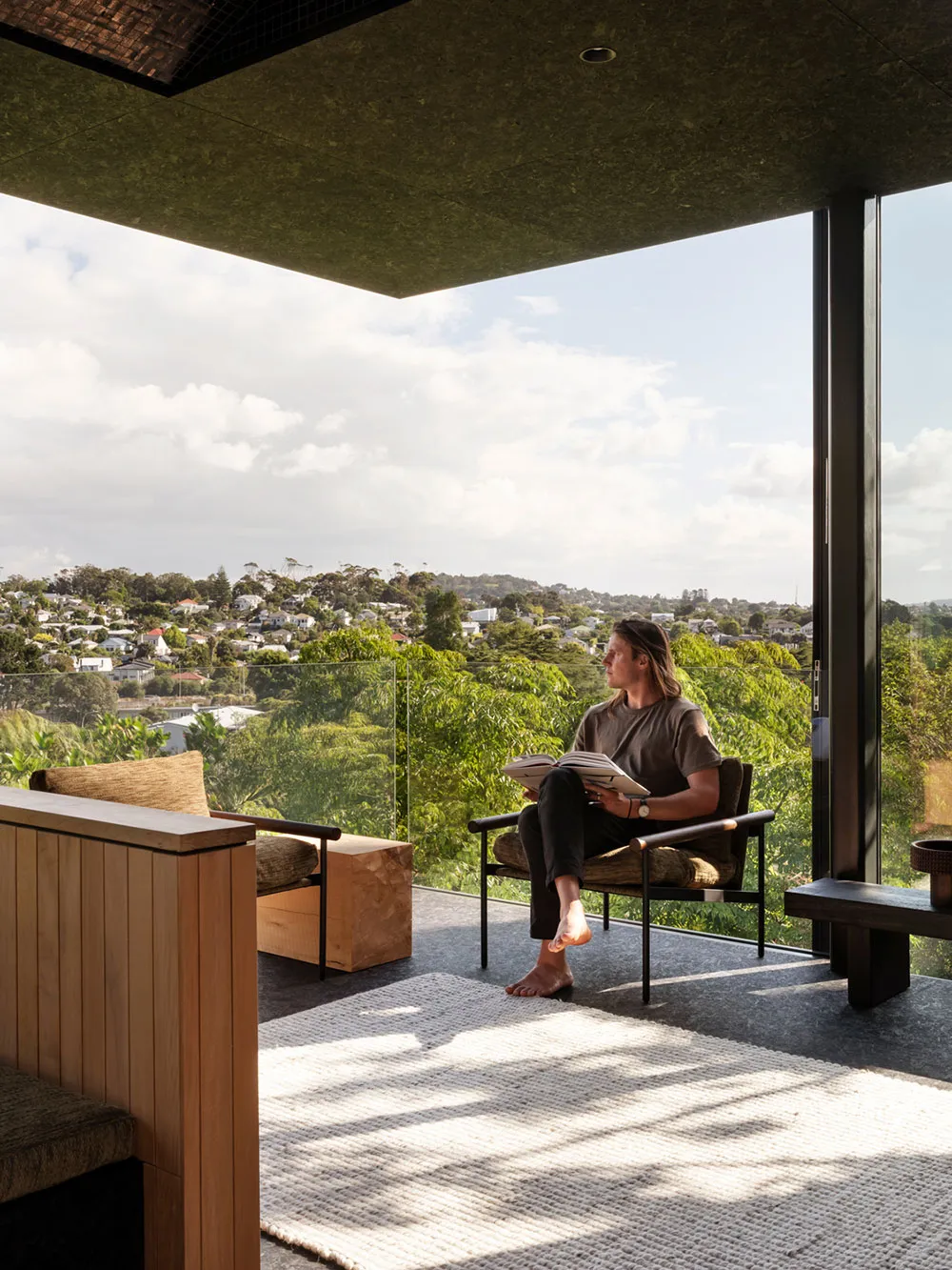 Kleines modernes Haus auf einem Hügel in Neuseeland - Gallery image 13