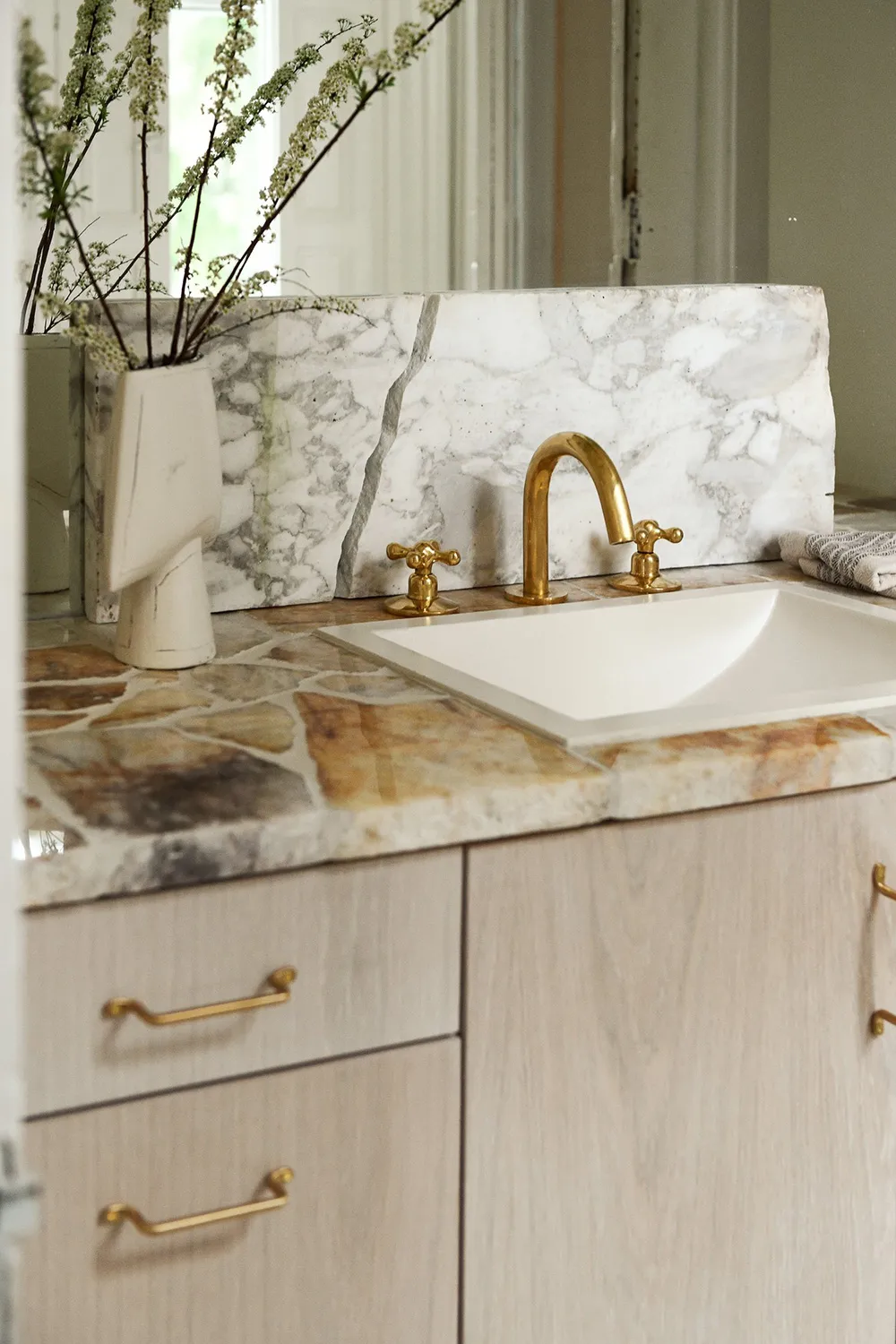 Beauty of Vintage Decor and White Tones in the Design of a Historic Priest's House in the USA - 23